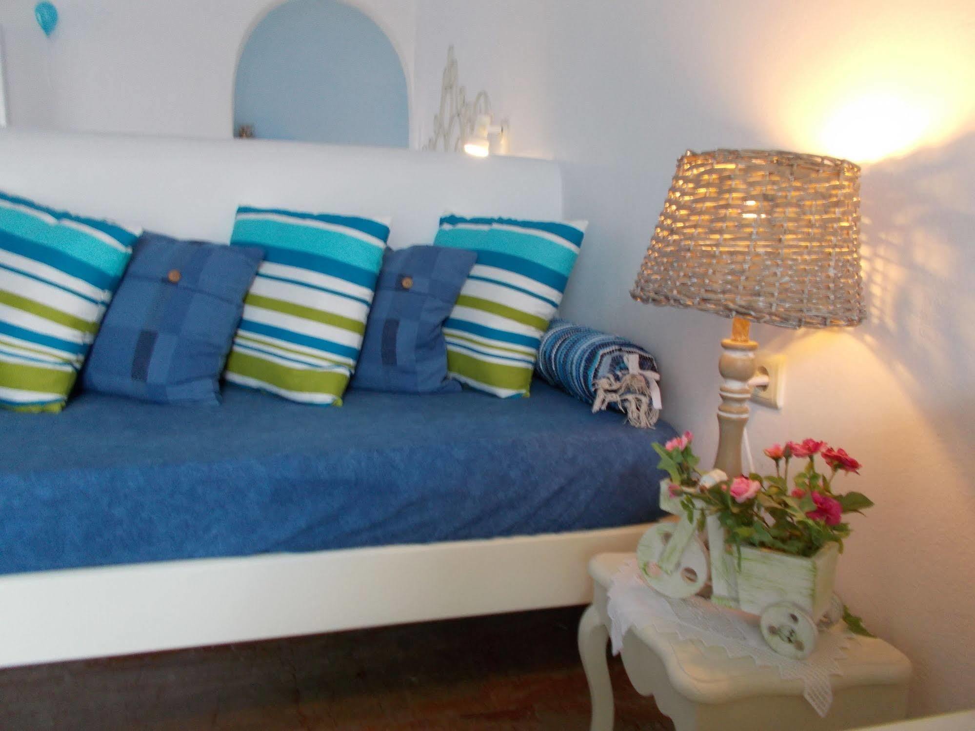 Dimitra'S Sea-Crafts Boutique Studios คาลีเวส ภายนอก รูปภาพ